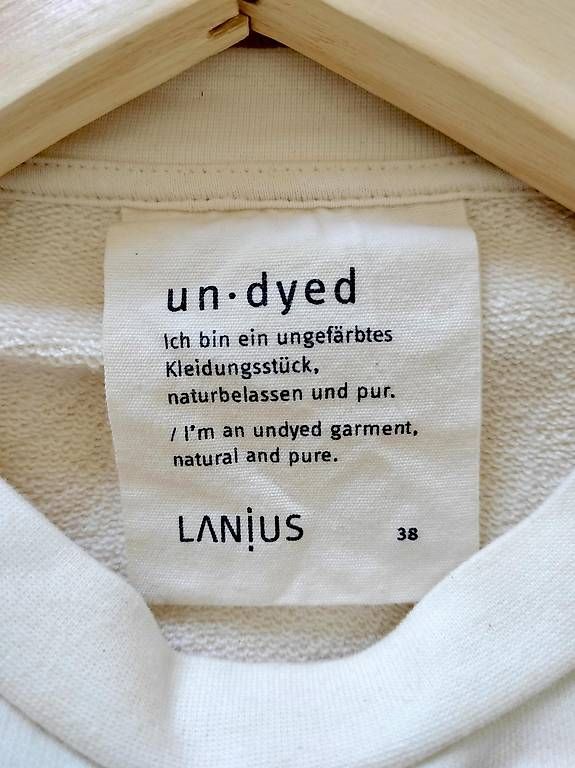Pulls & Sweat-shirts: weisser Pullover – D'occasion à Luzern par car.i. 1
