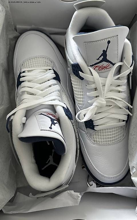 Scarpe da uomo: Jordan 4 retro midnight navy, grösse 44.5 – Usato da Rorschacherberg venduto da JBF17 1