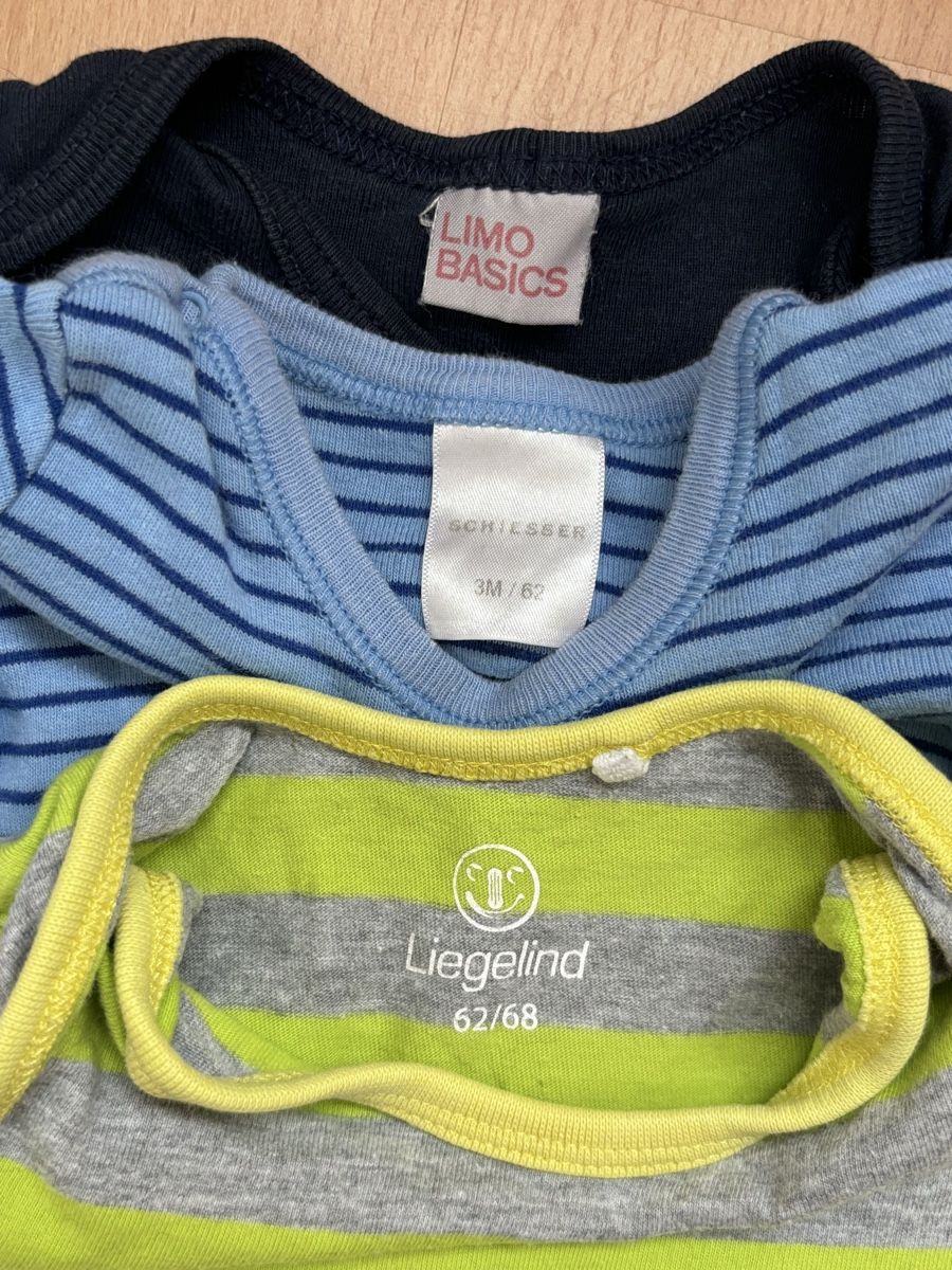 Lotti & Set di vestiti: 3x Bodys, Gr. 62 – Usato da Lyss venduto da 21rena 2
