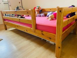 Flexa Kinderbett Hochbett 90x200 mit Rausfallschutz Leiter