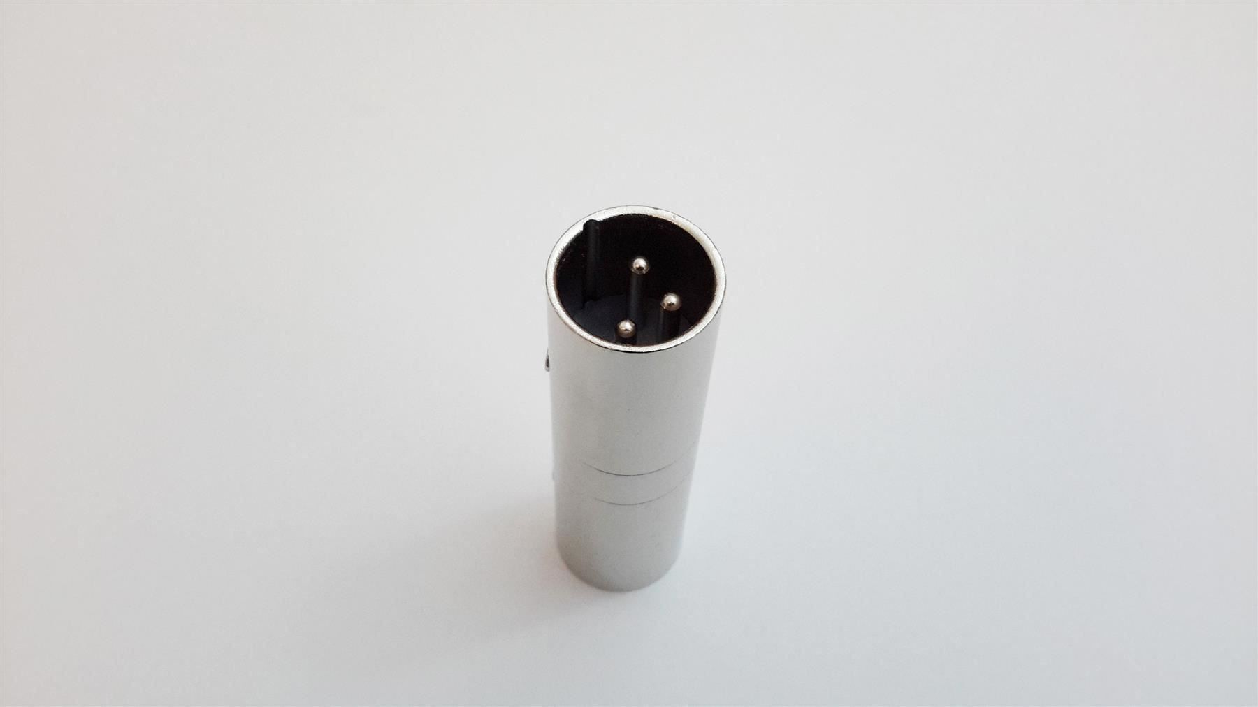 Unità & Adattatore: Adapter XLR Stecker auf XLR Stecker – Nuovo e nell'imballaggio originale da St. Gallen venduto da cointec 2