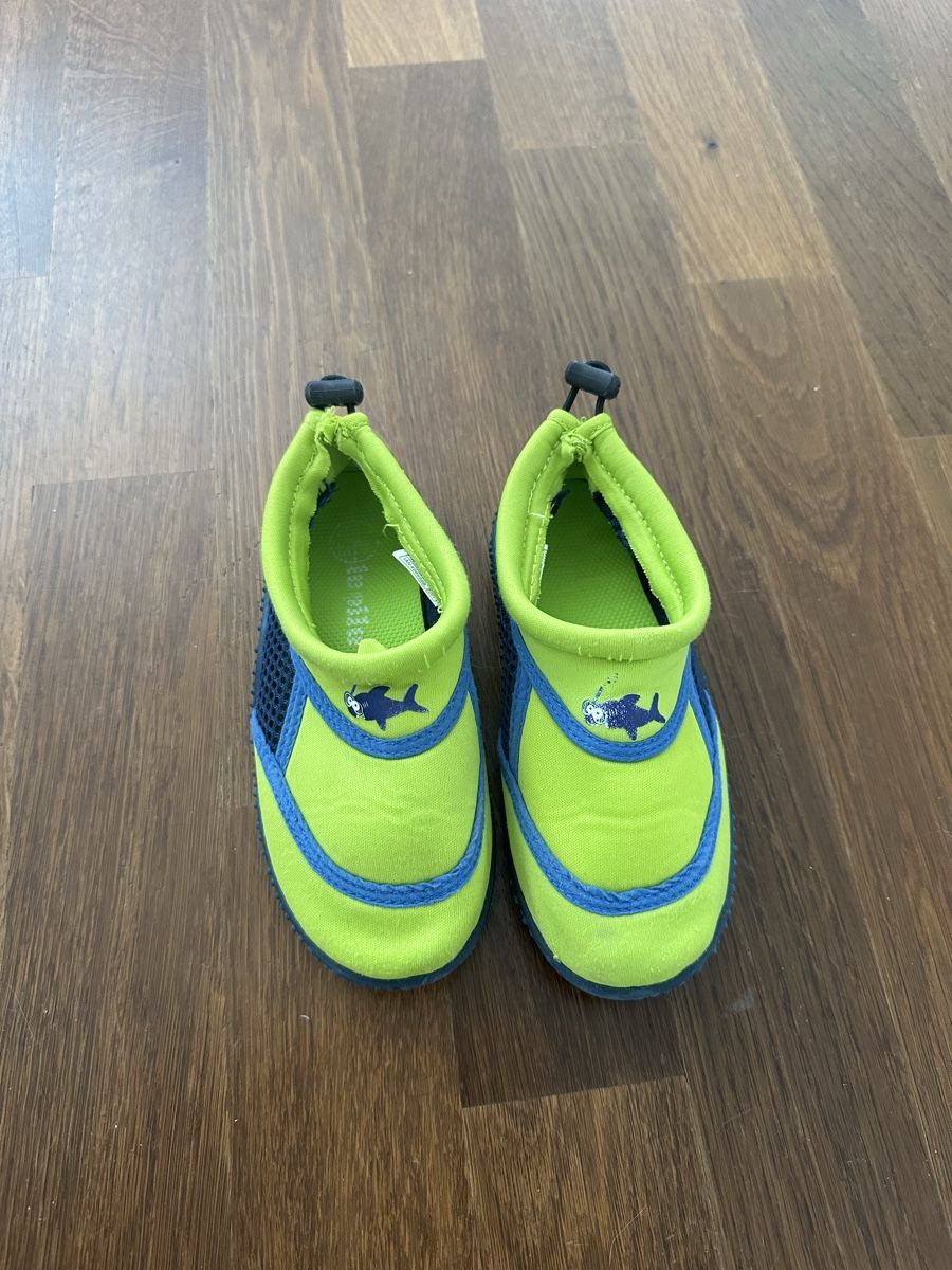 Lupilu Scarpe per ragazzi: Badeschuhe Gr. 28 – Usato da Dietikon venduto da mike.thorton