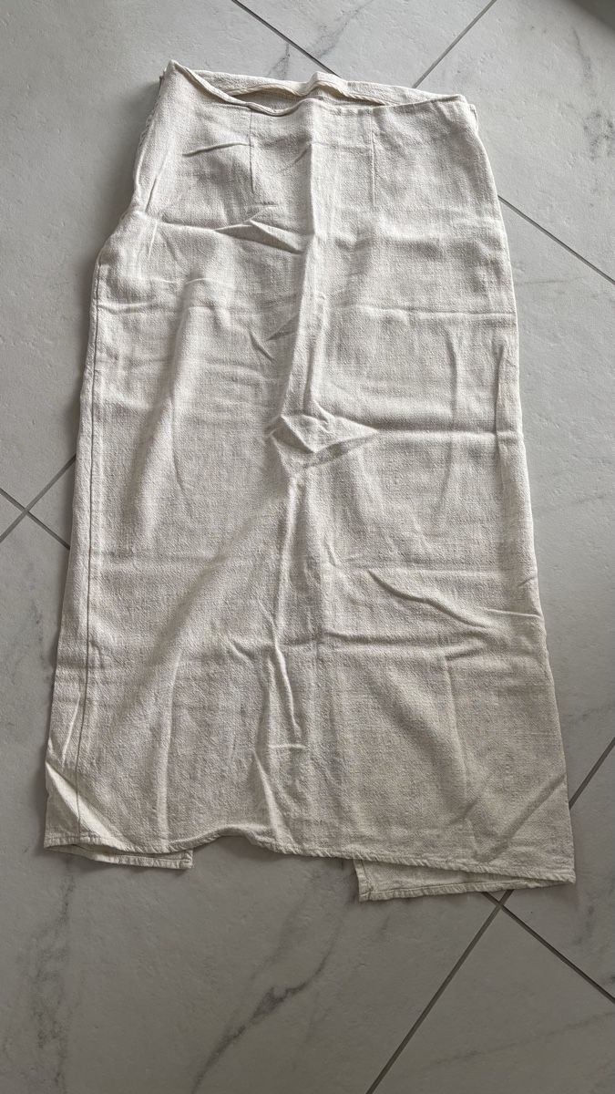 Stradivarius Gonne: Stradivarius Rock helles beige 42 – Usato da Seengen venduto da sa_land 1