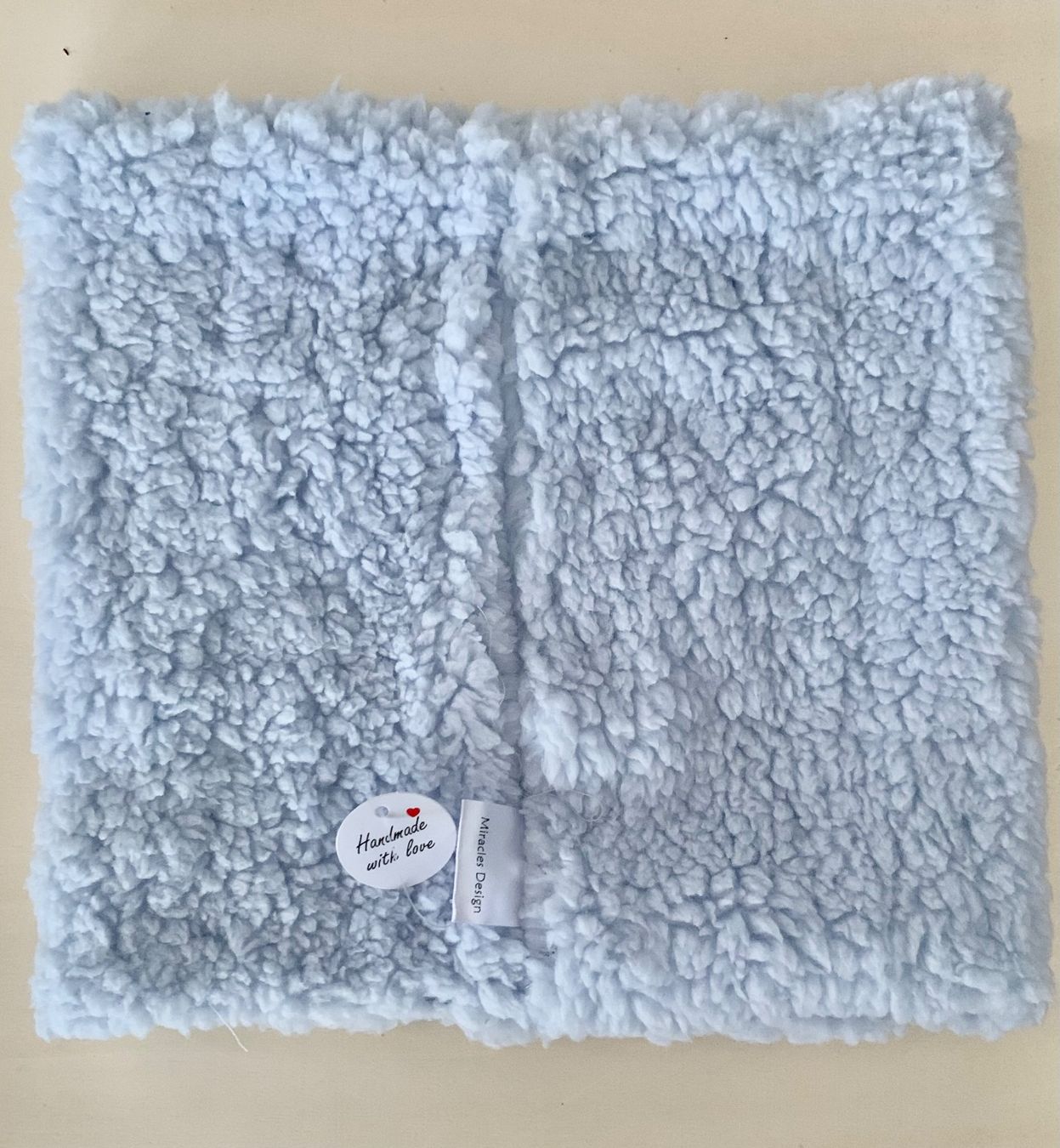 Altro abbigliamento per bambino: HANDMADE SET Kappe und Schlauchschal BAUSTELLE – Nuovo e nell'imballaggio originale da Emmenbrücke venduto da swissmade-miracles 4