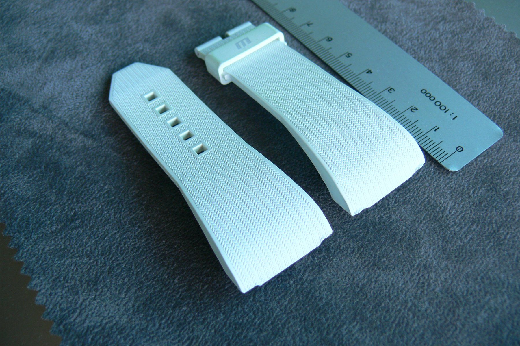 Wyler Montres: Wyler Code R Band strap braclet weiss – D'occasion à Remigen par Kelias 4