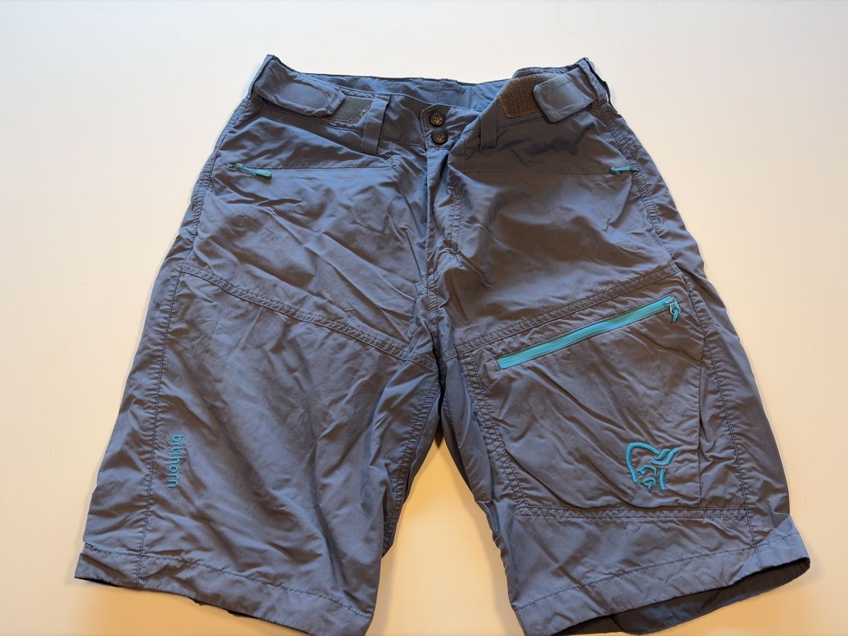 Norrøna Pantaloni: Norrona bitihorn lightweight shorts, size s – Usato da Nyon venduto da tor_6gr5