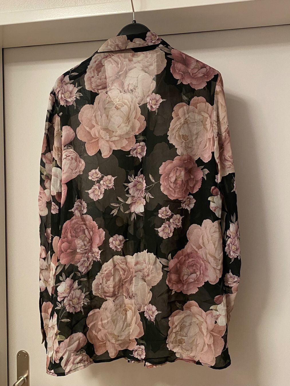 Camicette: Bluse mit Blumenmuster (Gr. 38) – Usato da Herrliberg venduto da little_useful_things 2