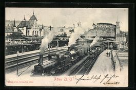 Zürich, Zug fährt aus dem Bahnhof ab