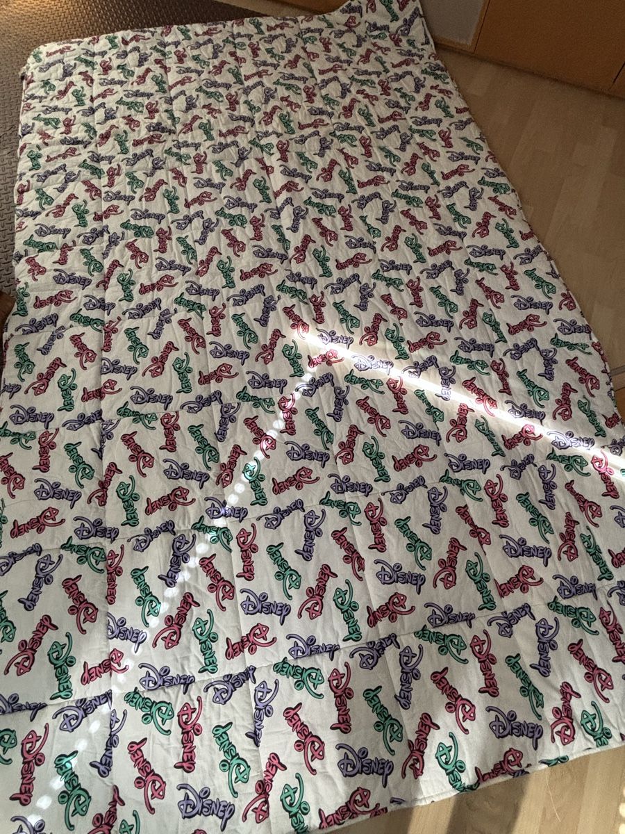 Decken: Kinder Steppdecke mit Schneewittchen Motiv – Gebraucht aus Goldach von Eme 1