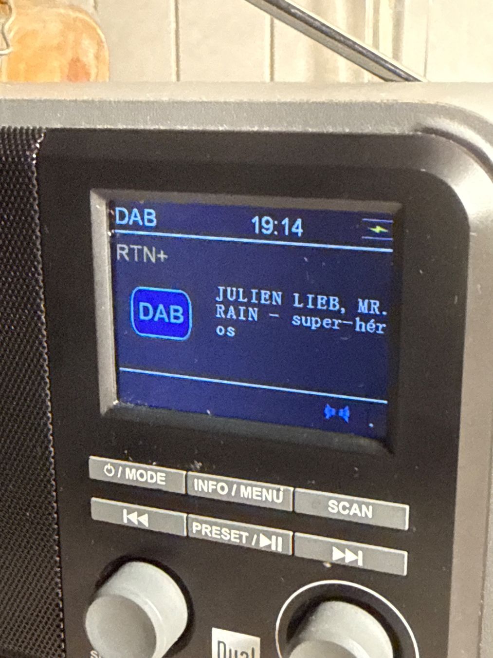 Radios: Radio DAB 51 DUAL – Gebraucht aus St imier von sav_bjf9 5