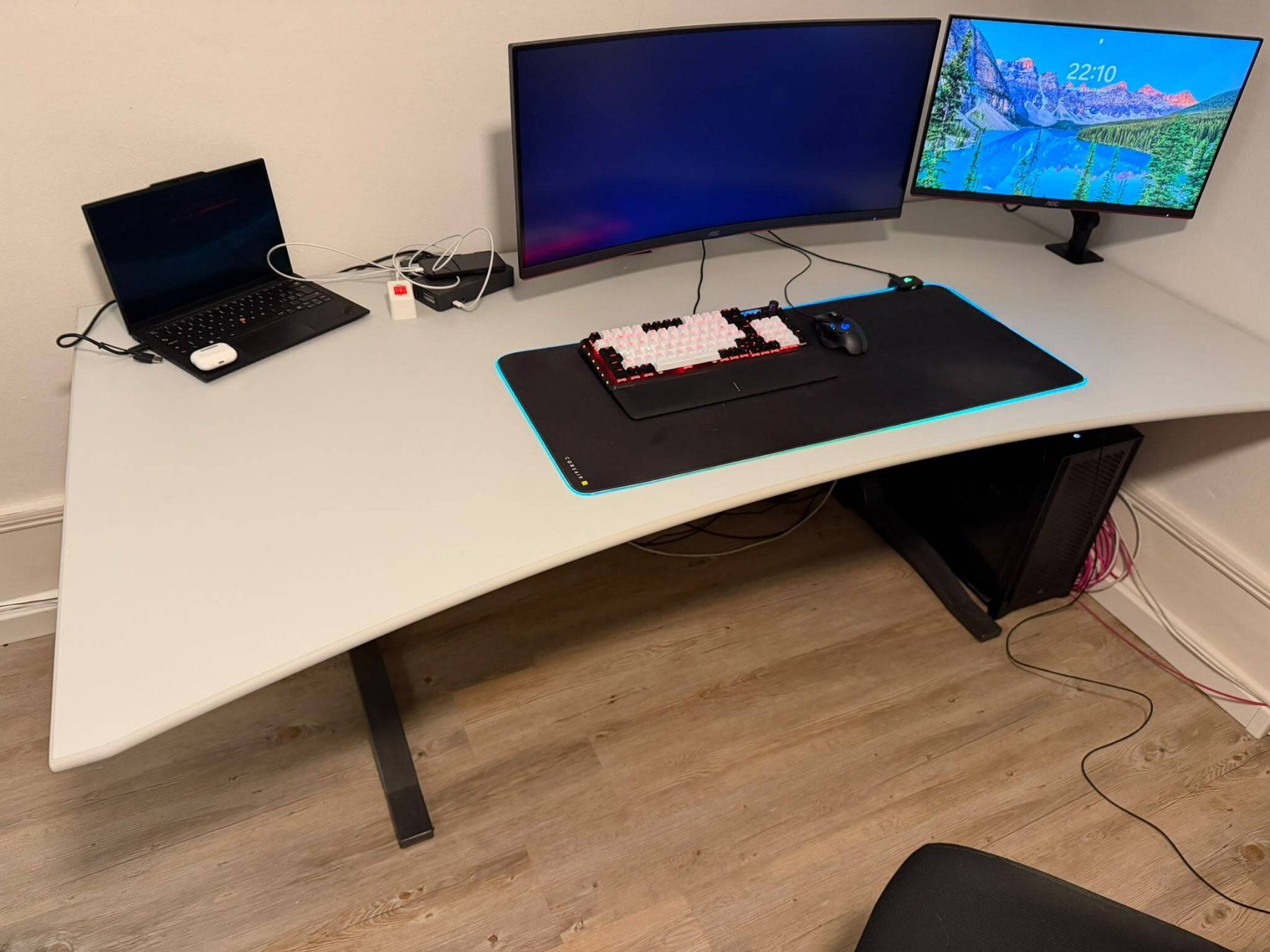 Schreibtische: Bürotisch – Gebraucht aus Wettingen von sas_prm5 2