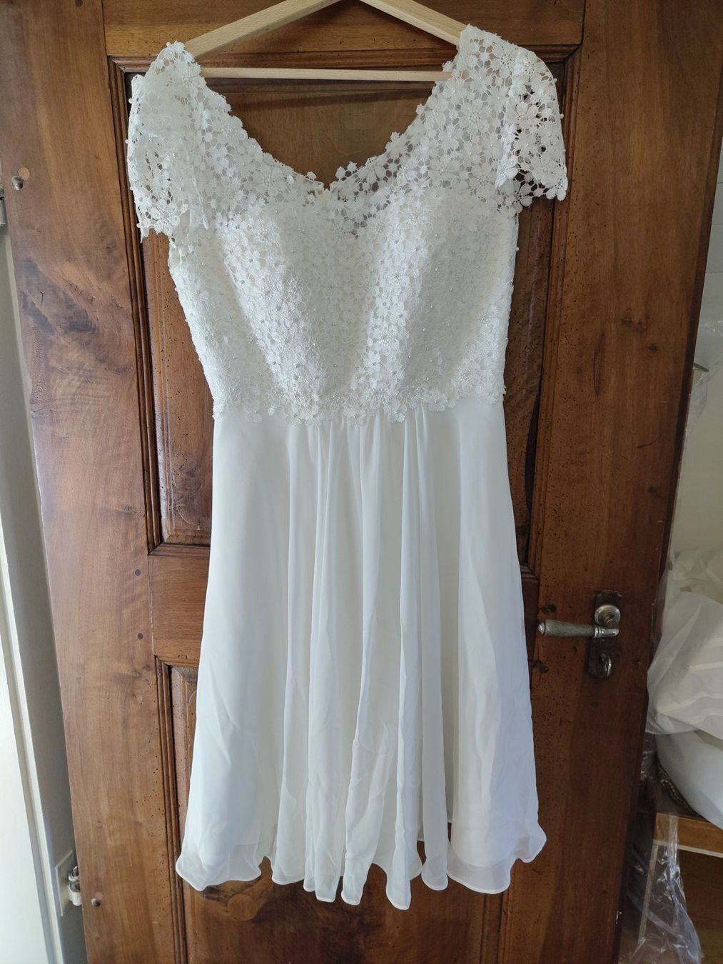 Vestiti: Hochzeitskleid knielang – Usato da Steinen venduto da aislynn 1