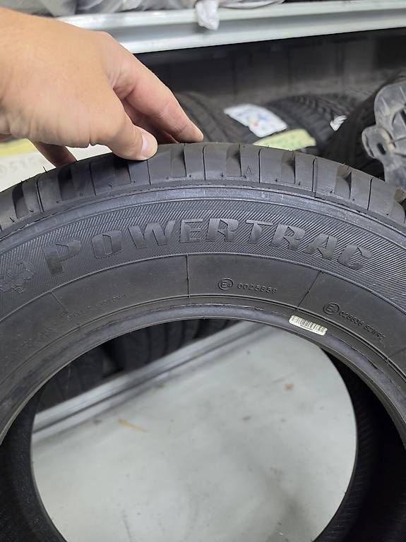 Pneumatici & Ruote complete: Powertrac VanTour – Usato da Bussigny venduto da jau_5zcy 4