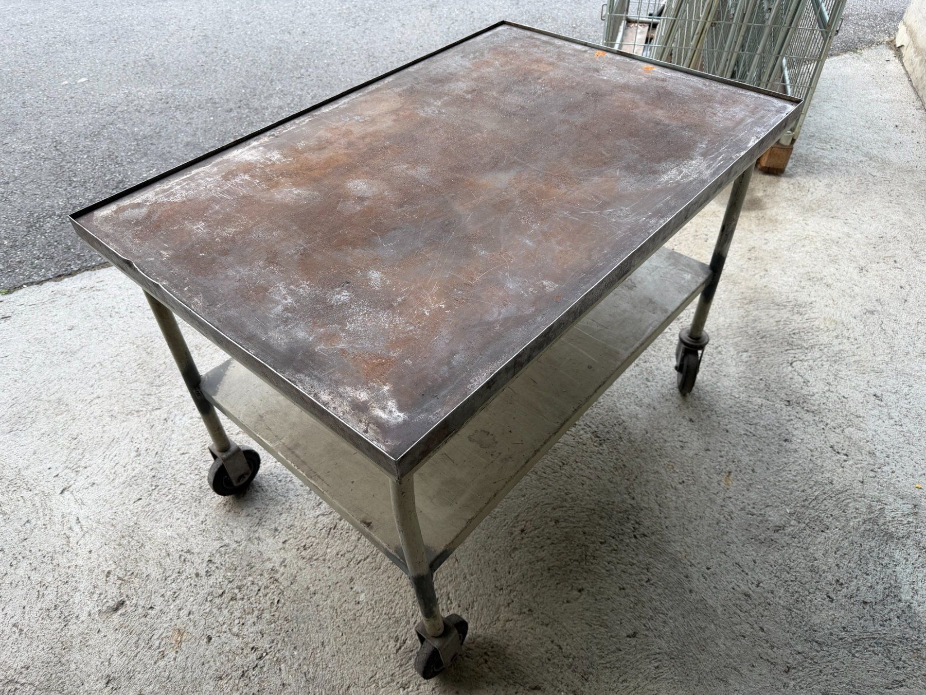 Mobili & Arredamento: Massiver Werkstattwagen / Rollwagen – Usato da Mels venduto da brunschi9988 3
