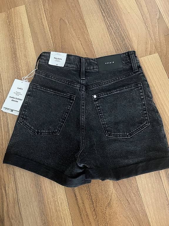 Jeans: Schwarze Mom-Shorts – D'occasion à Zürich par aknavi 1