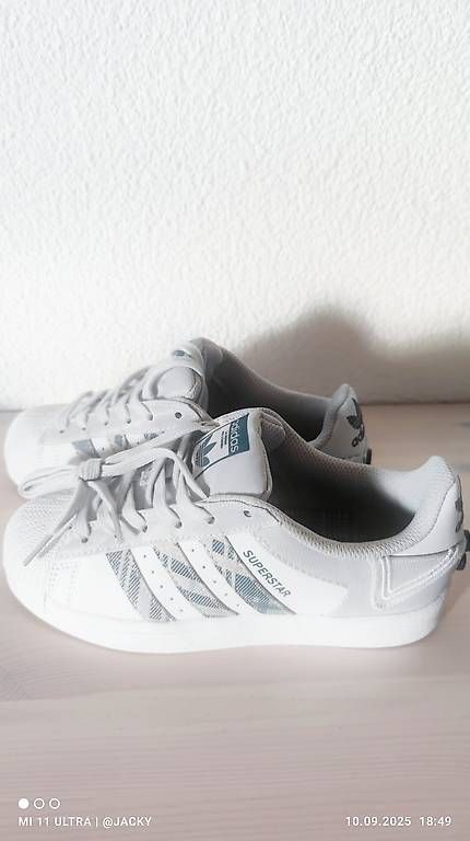 Adidas Chaussures hommes: Adidas Sneaker – Neuf (Voir description) à Zumikon par Phay 3