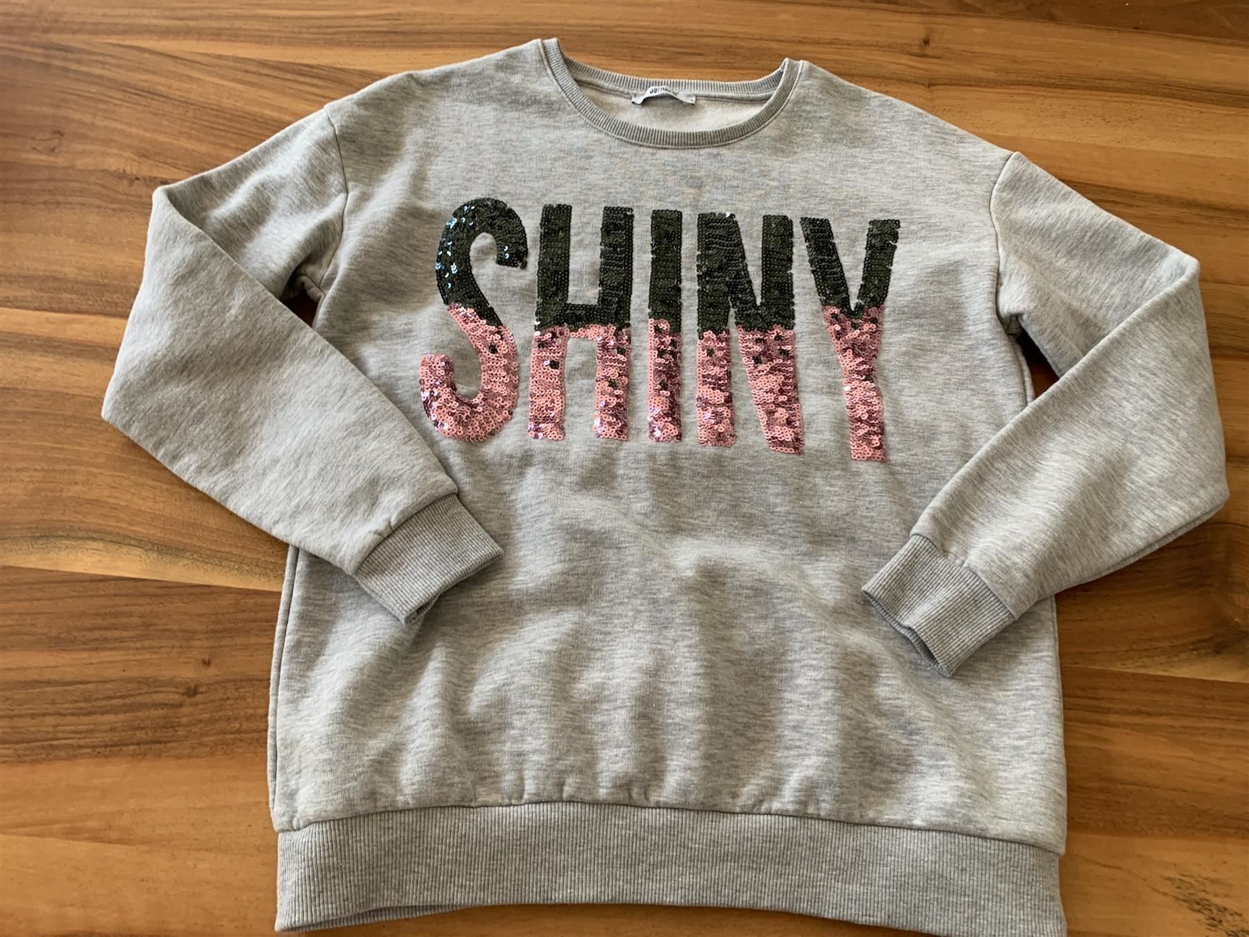 Maglioni & Felpe: HAILYS coller Pullover SHINY Grösse S – Nuovo (secondo la descrizione) da Meiringen venduto da SaltnPepa