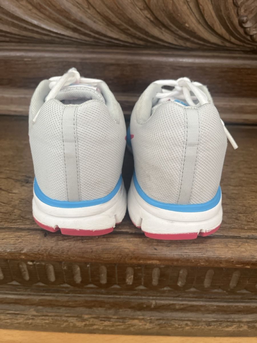 Nike Scarpe da uomo: Nike Spotsschuhe Running Shoes, Gr 38.5 – Usato da Uetikon am See venduto da erz13 1