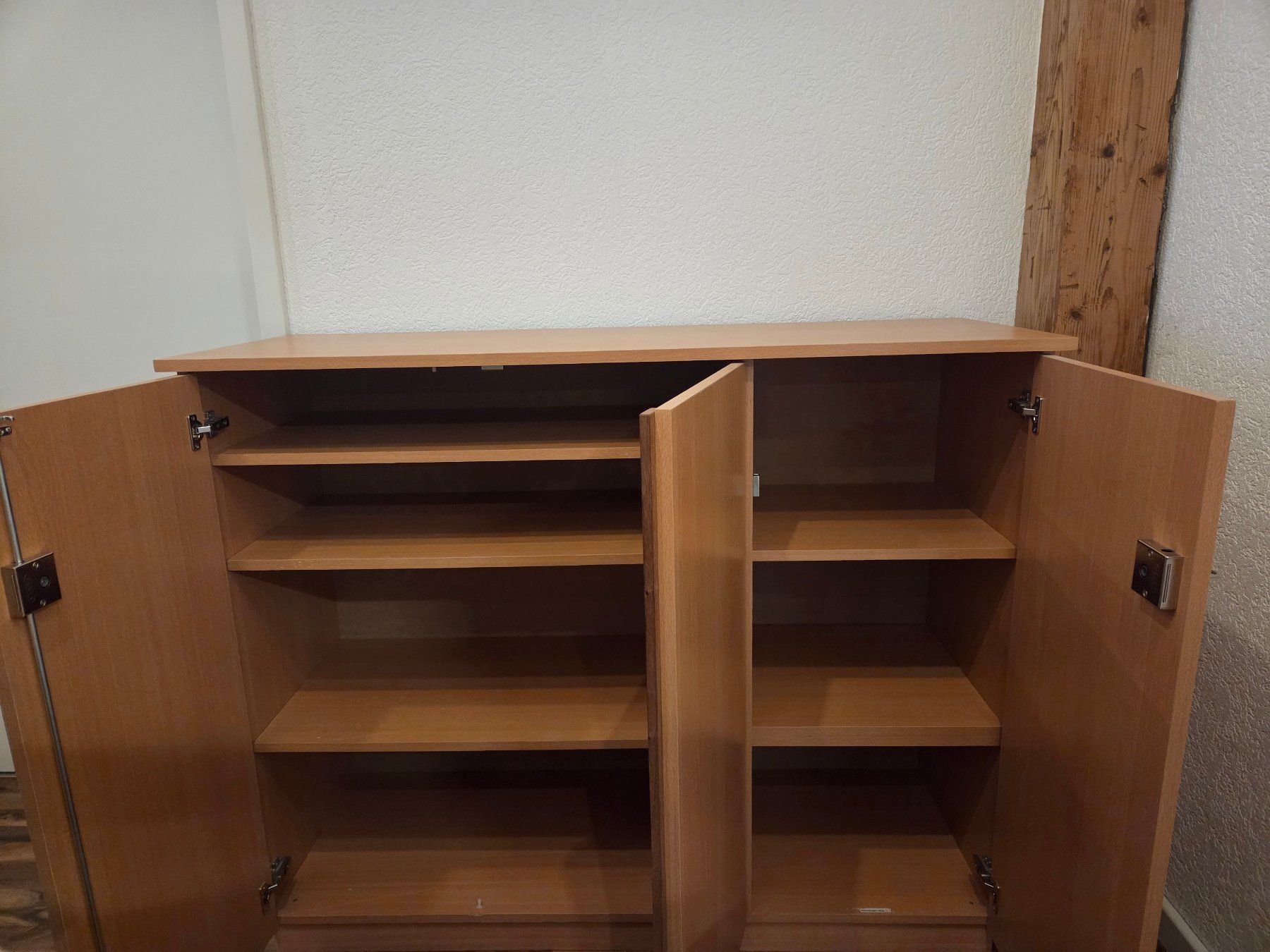 Armadi: Holz-Schrank – Usato da Lützelflüh-Goldbach venduto da Da_Ny 2