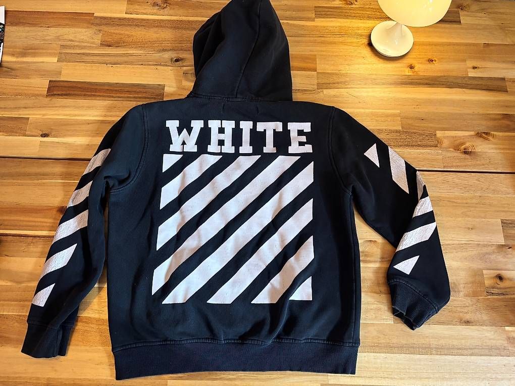 Pullover & Sweatshirts: OFF-White Hoody  – Gebraucht aus Wattenwil von flu_6v27 3