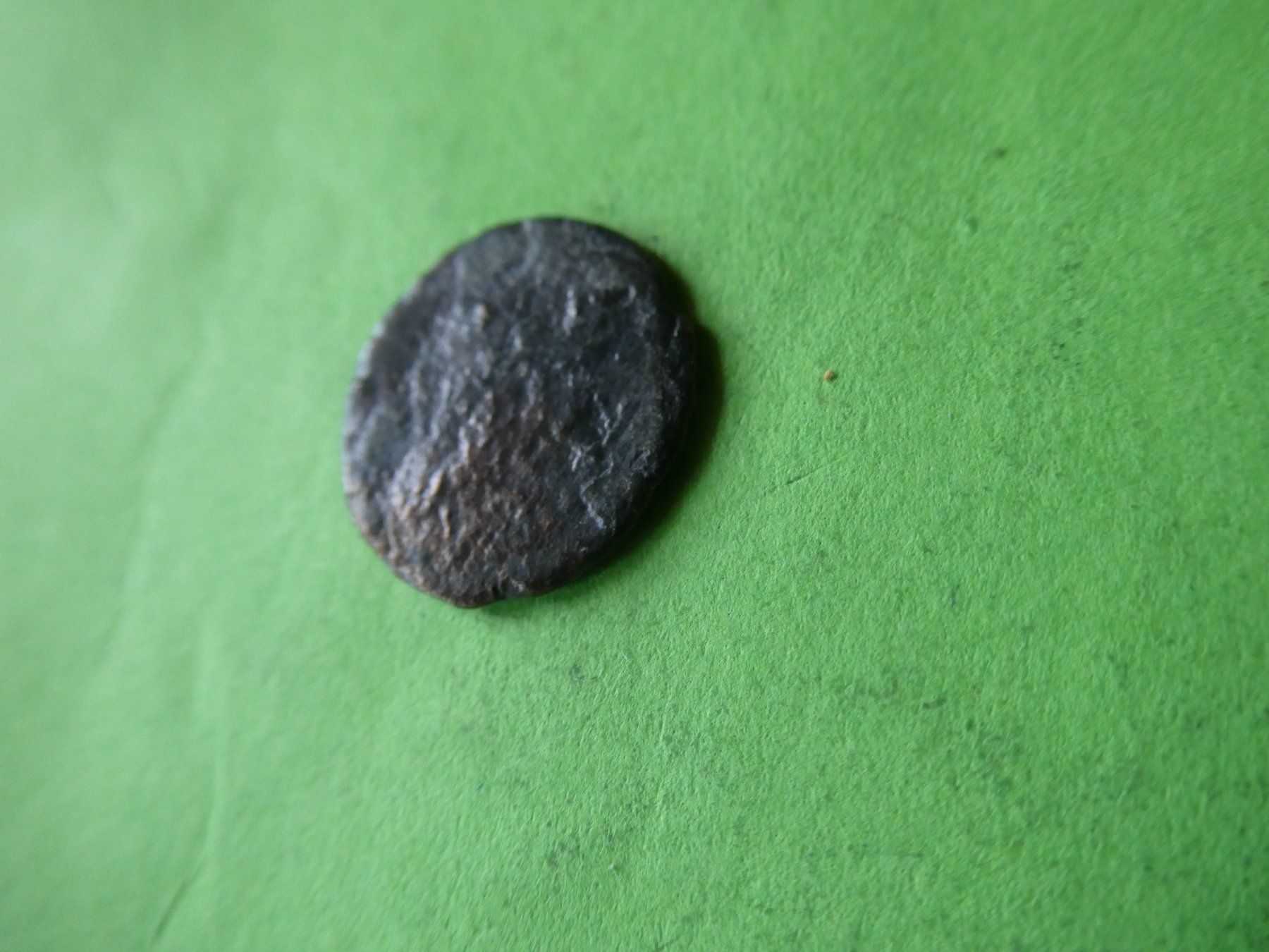 Tutti le monete: uralte Bronzemünze 14 mm     1.15 g – Usato da Hinterforst venduto da Rohusri 3