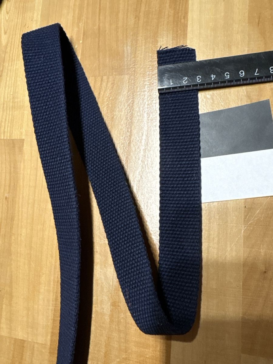 Tessuti: robustes Baumwoll Webband Gurtband 5 Meter – Nuovo (secondo la descrizione) da Rümlang venduto da resale35