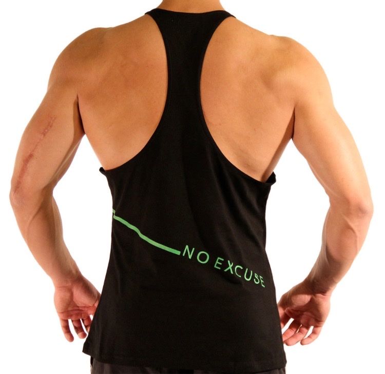 T-shirt: Stringer Shirts - Fitness - Bodybuilding – Nuovo e nell'imballaggio originale da Thalwil venduto da Fabondon 1