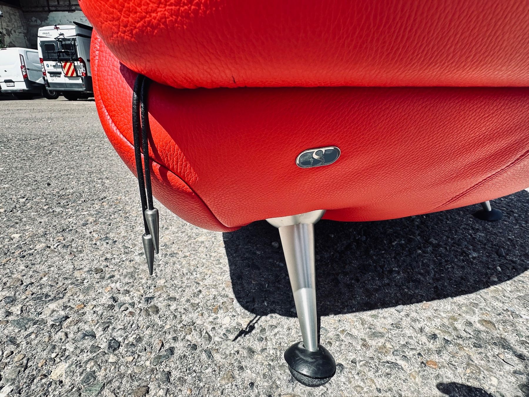 De Sede Sofas: Sofa De Sede DS102 Shell rot Leder Mathias Hoffmann – Gebraucht aus Otelfingen von Yossi-68 5
