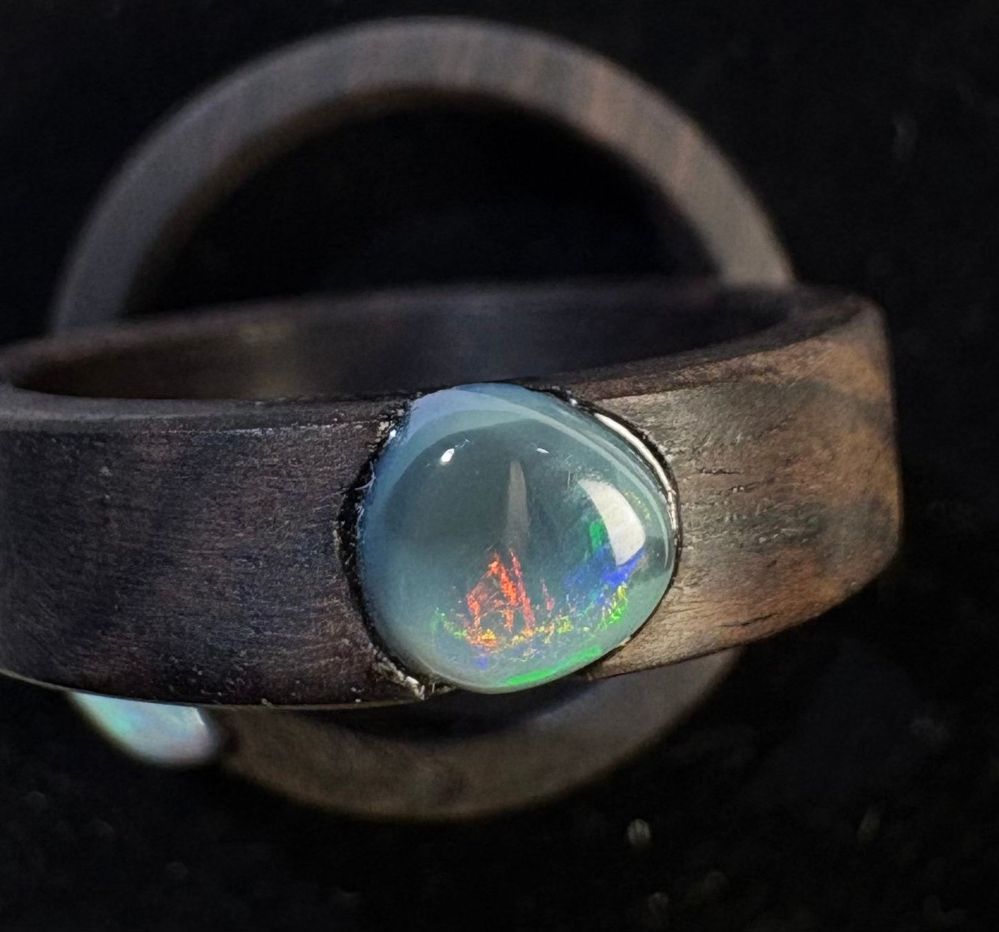 Anelli: Ring Australischer Crystal-Opal+Mooreiche, Grösse 54 – Nuovo (secondo la descrizione) da Wilen b. Wil venduto da Tschirio 4
