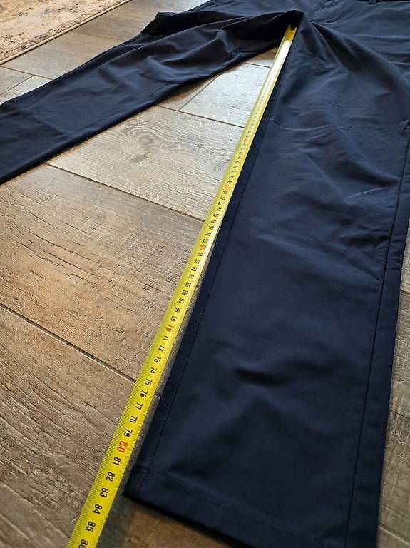 Pantaloni: Lululemon ABC Warpstreme Hose Gr. 33 Navy – Usato da Dietlikon venduto da Bonamesa 3