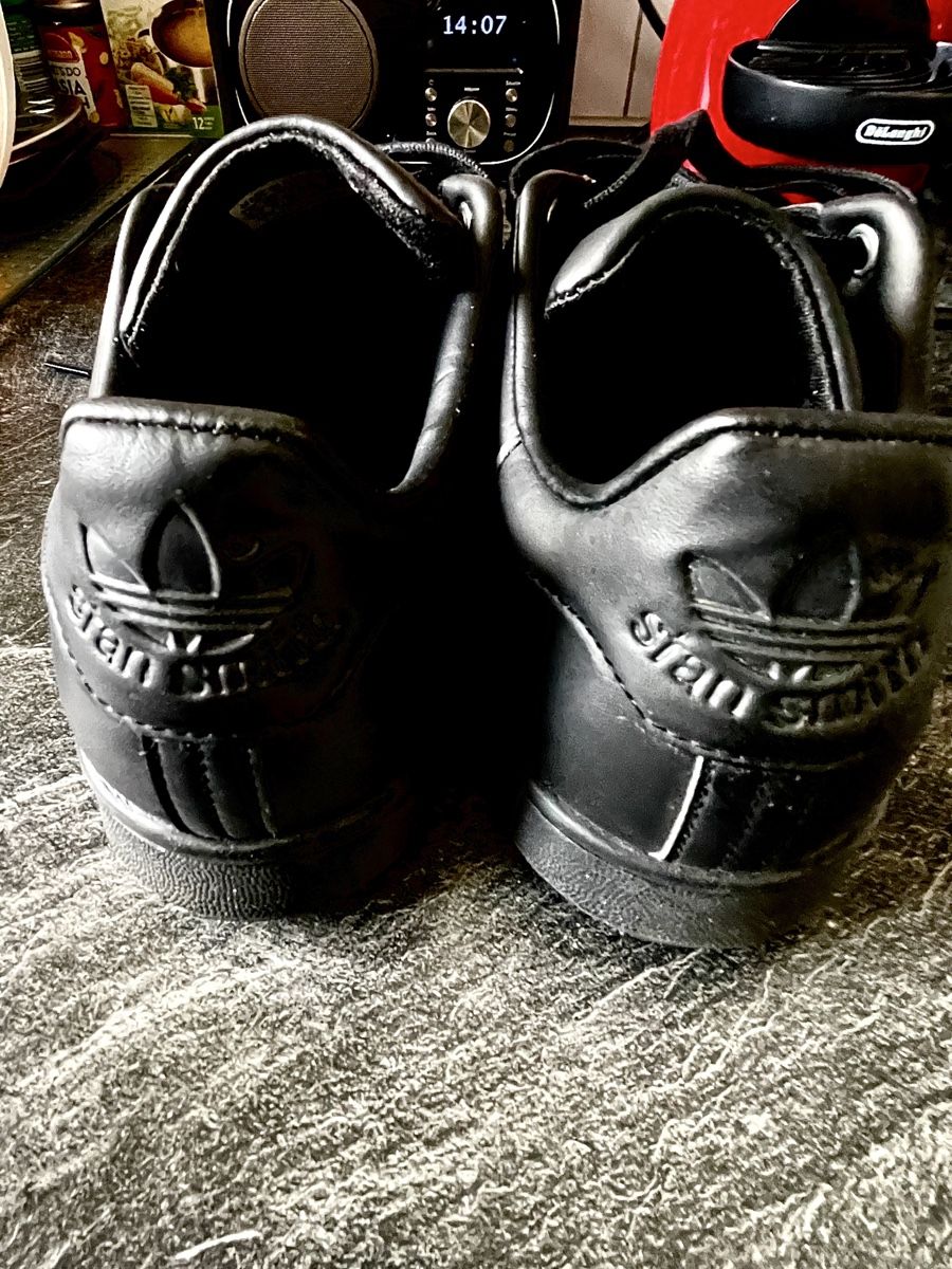 Adidas Scarpe da uomo: Adidas Stan Smith schwarz Herren Gr.9 – Nuovo (secondo la descrizione) da Neuenhof venduto da chontguet 2