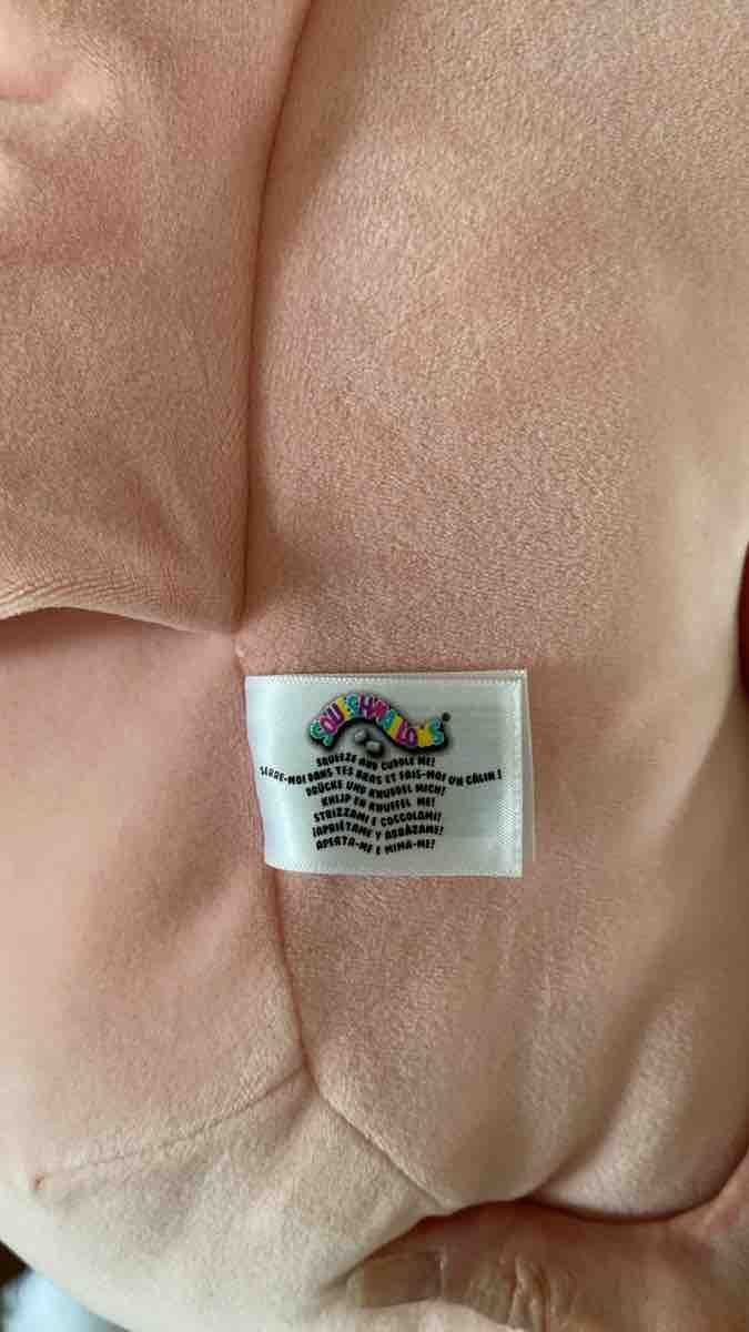 Squishmallows Giocattoli: Squishmallows Narwal rosa neuwertig – Usato da Hünenberg venduto da Sumueller 4