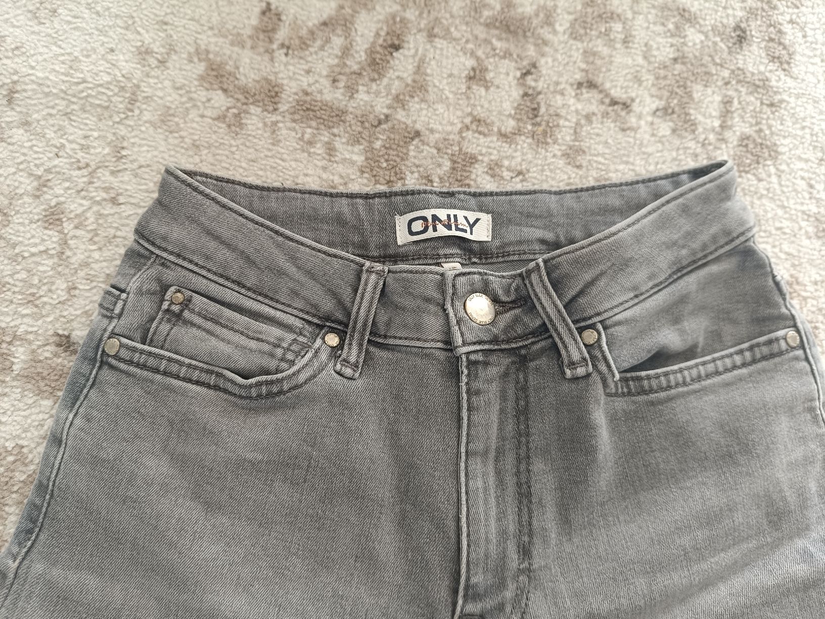 Only Jeans: ONLY Jeans Duo-pack grau und schwarz – Usato da Wallisellen venduto da carla2309 4