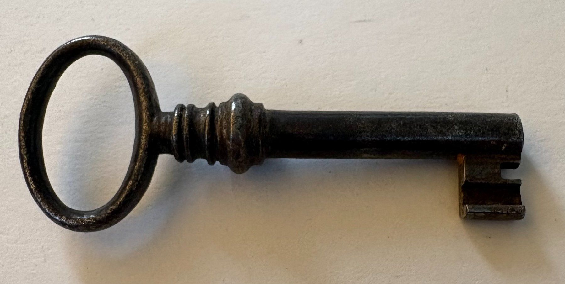 Chiavi: ANTIKER SCHLÜSSEL – Usato da Ostermundigen venduto da wini63
