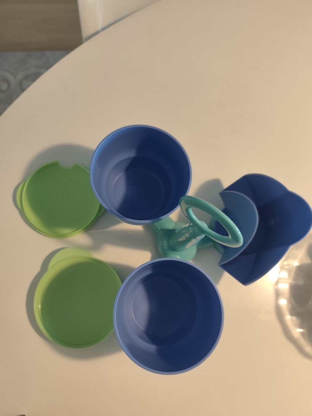 Tupperware Contenitori & Simili: Tupper Tisch Ensemble – Usato da Meinisberg venduto da Destiny1972 3