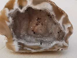 2 St. attraktive Mineralien / Sammelstücke