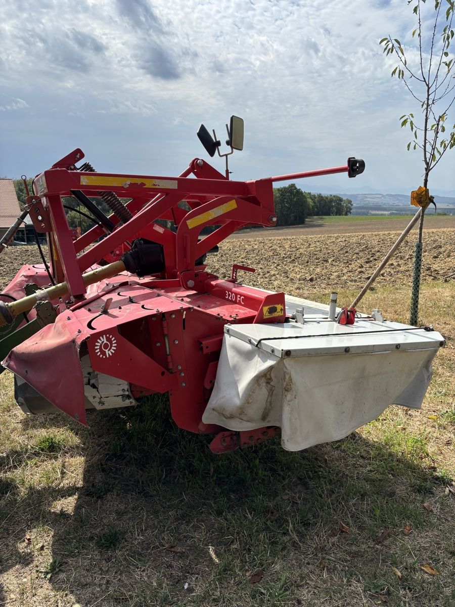 Toutes les machines: Lely mähwerk  – Défectueux à Champvent par Fivan