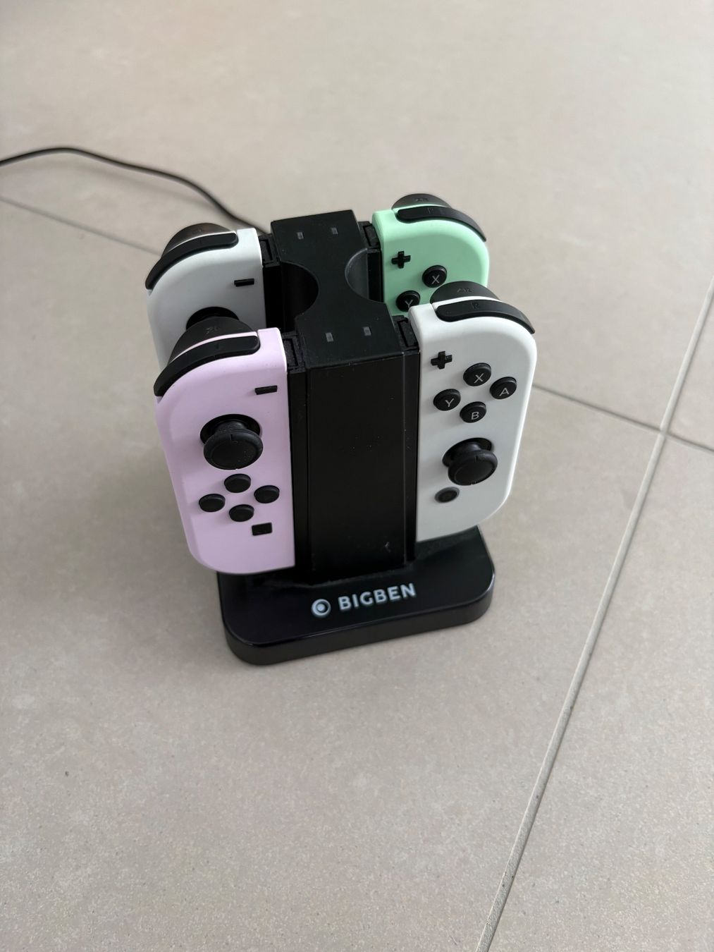 Nintendo Console: Nintendo Switch OLED Mega Bundle – Usato da Binningen venduto da Girappa46 1