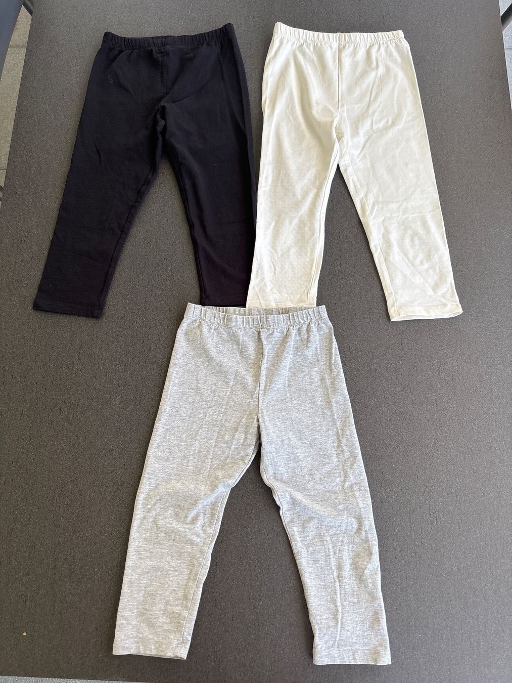 H&M Strümpfe & Strumpfhosen: 3er Set 3/4 Leggings, Gr. 140 – Neu (gemäss Beschreibung) aus Wilen b. Wil von b-mountain
