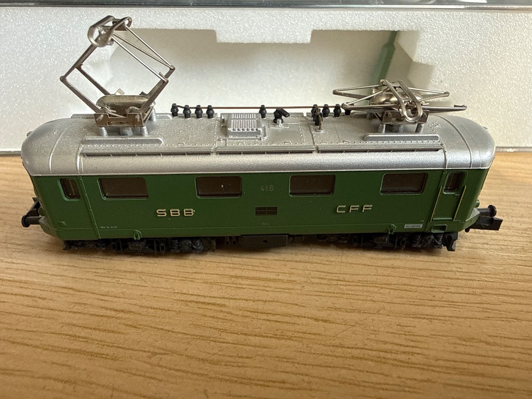 Hobbytrain Modelleisenbahnen: Hobbytrain N SBB/CFF Re4/4 I – Neu (gemäss Beschreibung) aus Rümlang von dat_2b6c