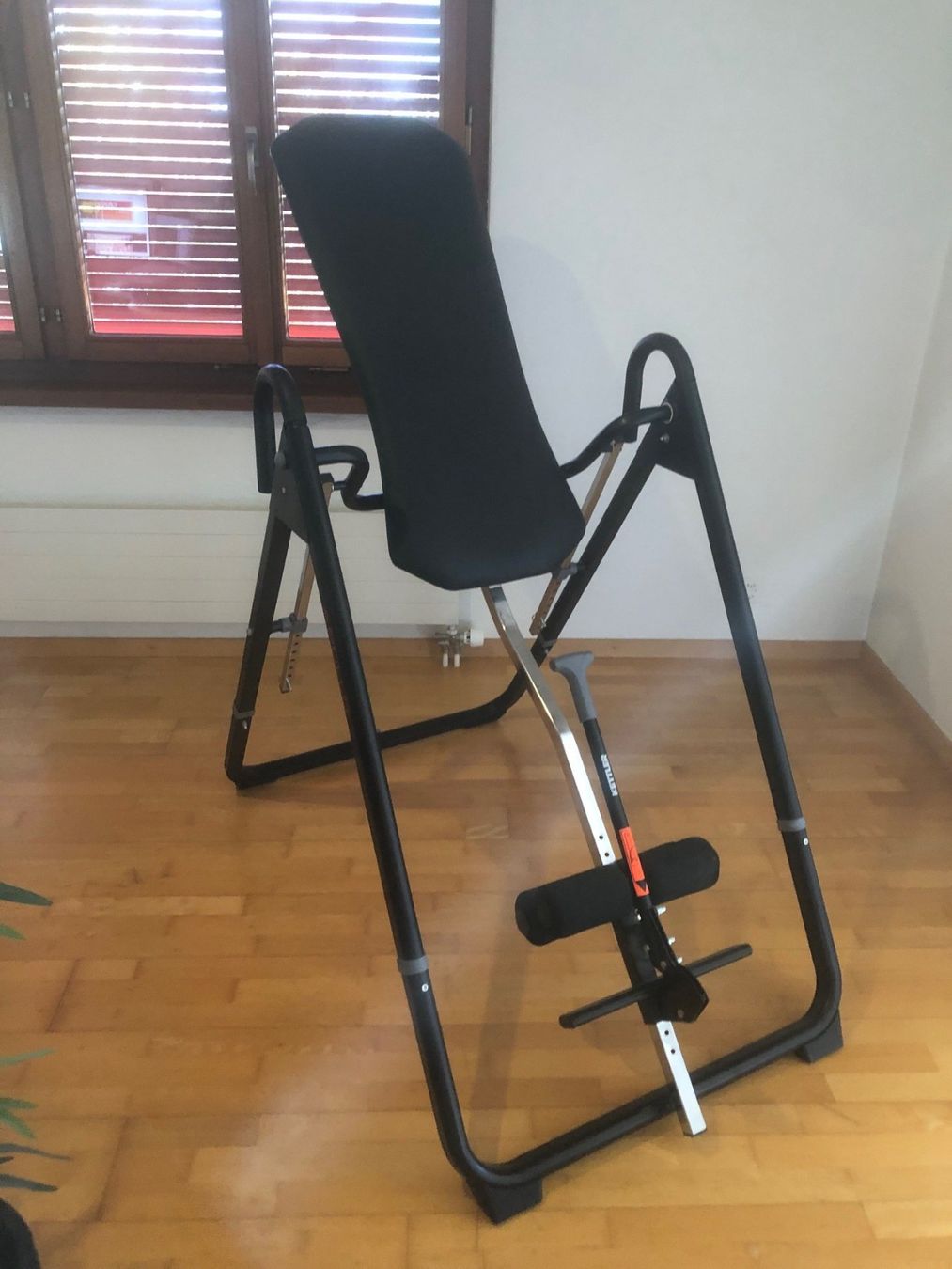 Hometrainer: Kettler Apollo Gravity-System (Inversionsliege) – Gebraucht aus Regensdorf von Omega1300