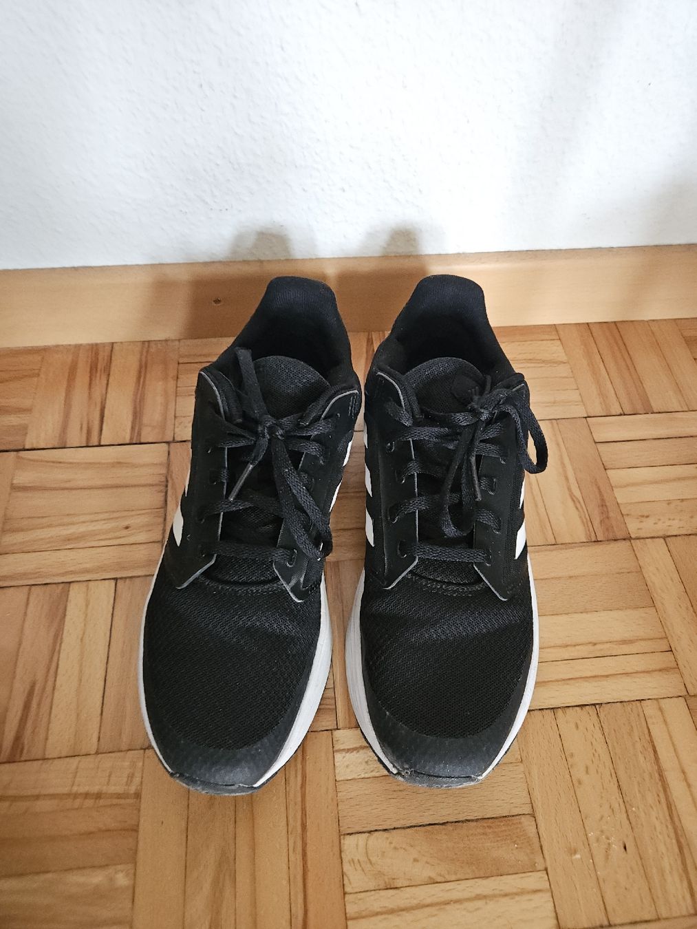 Adidas Herrenschuhe: Sneaker Adidas, neuwertig, Gr. 40 – Neu (gemäss Beschreibung) aus Zürich von LK0138 1