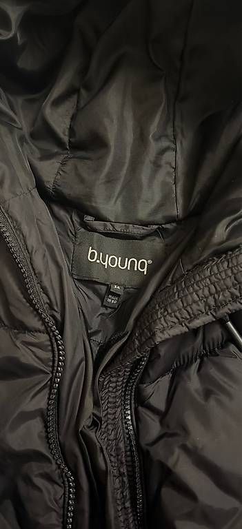 Giacche: Winterjacke für Damen – Usato da Aarau venduto da din_7gjn 1