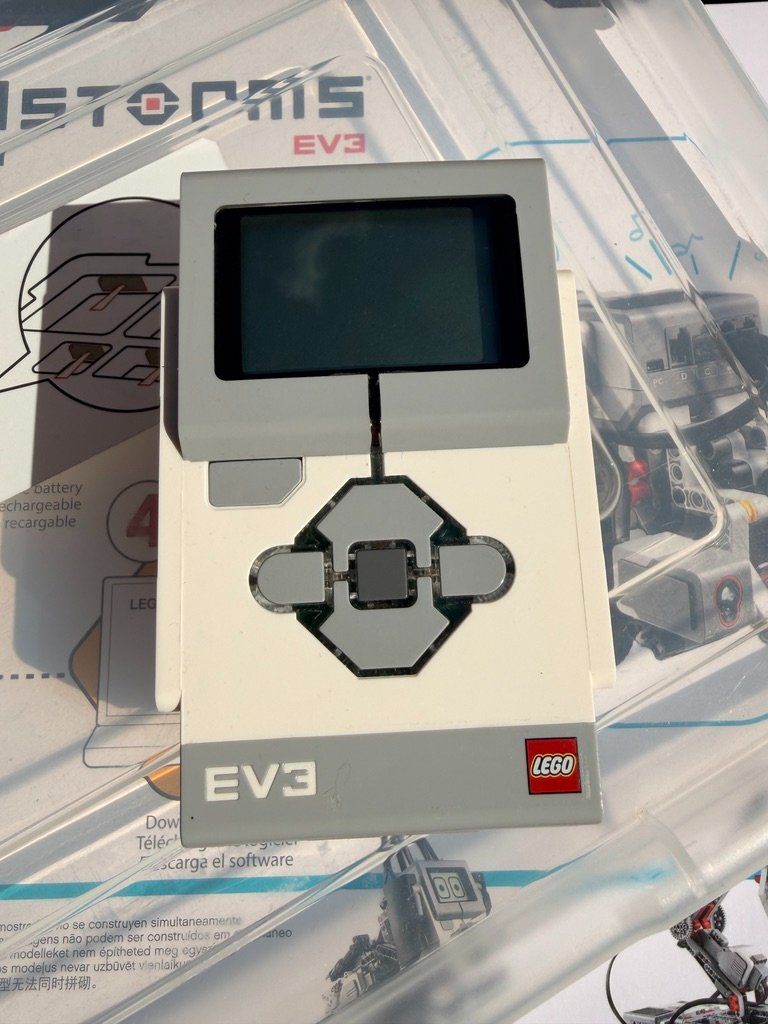 Lego Jeux de construction: LEGO Mindstorms EV3 Education Set – D'occasion à Oberurnen par Uhauser 1