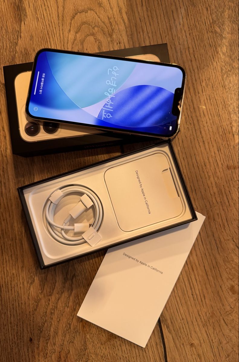 Apple Telefoni cellulari / Smartphones: Iphone 13pro 256gb Gold – Usato da muttenz venduto da space-frame 2