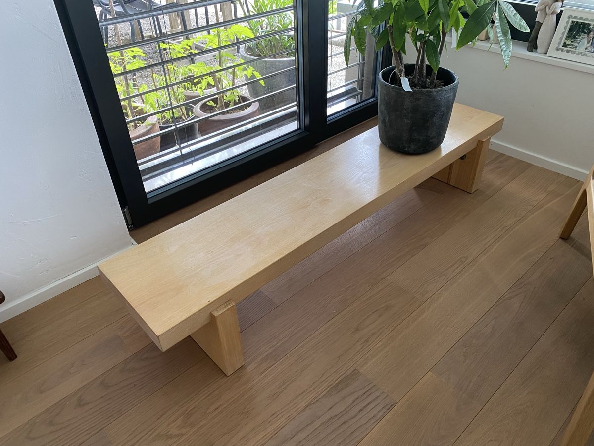 Panchine: Massive Holzbank, schlicht & robust – Usato da Niederrohrdorf venduto da StefMont 1