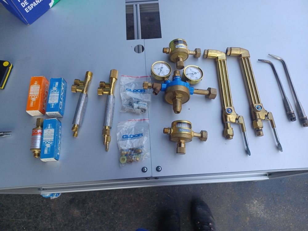 Coufce 4-teiliger Düsenreiniger Set – 13 Edelstahl-Reinigungsdrähte (0,4–1,6 Mm) Für Schweißbrenner & Vergaser