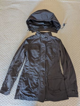 Schicke Übergangsjacke von HETREGO, Grösse S, wie neu