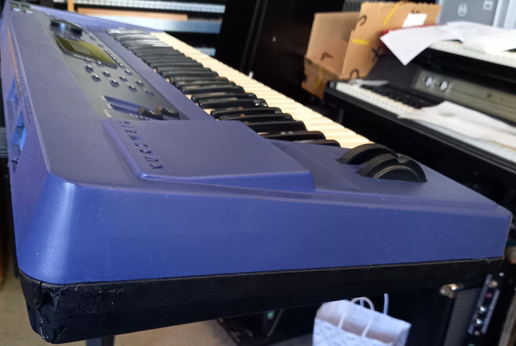 Strumenti musicali: Kurzweil K2000 V3 + 2 Expansion Boards – Usato da Luzern venduto da garlicia 5