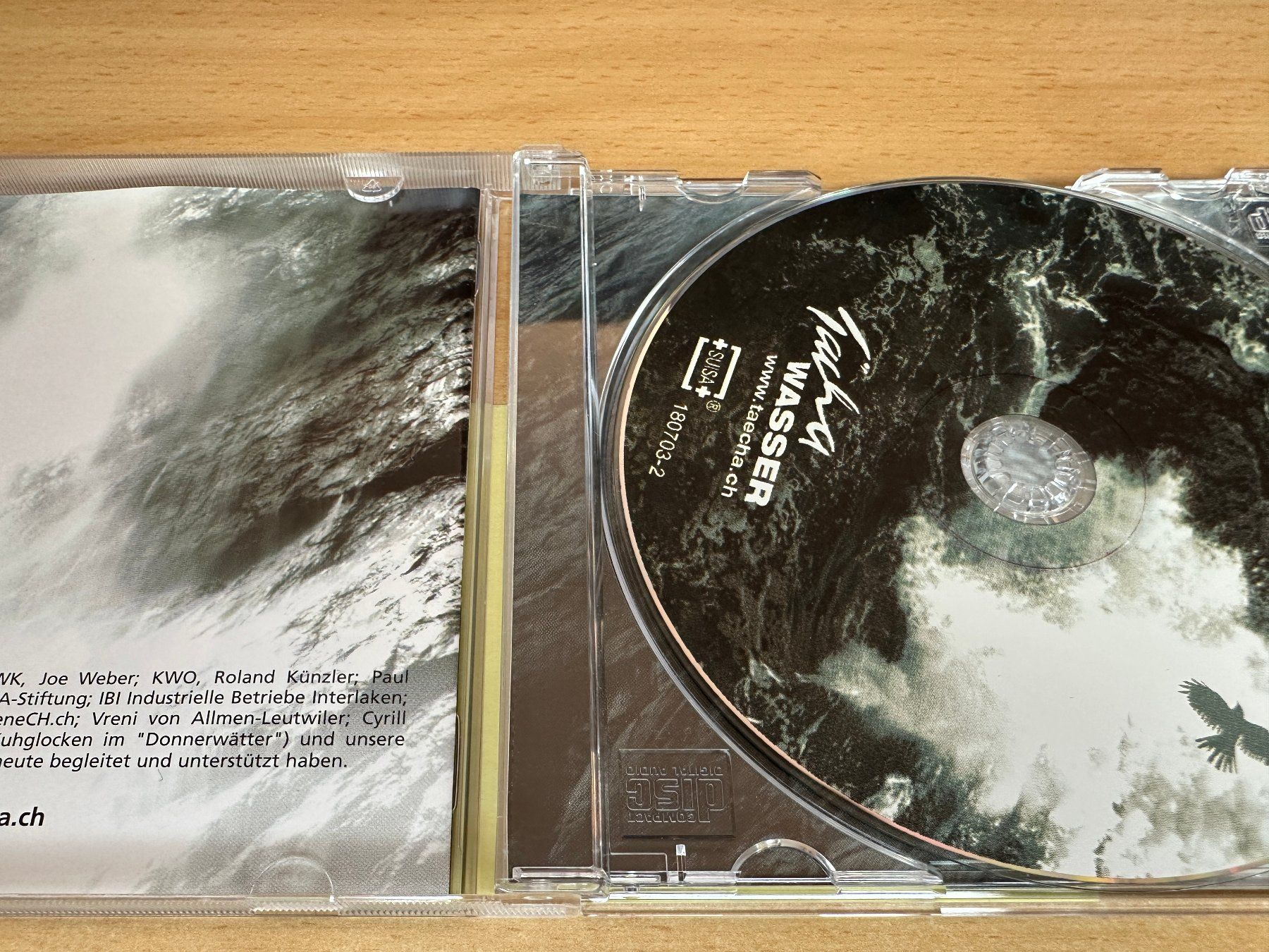 CD: Tächa – Wasser – Usato da Rikon im Tösstal venduto da Alpenmutz 2